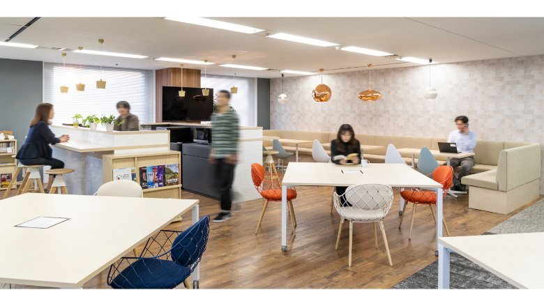 コスモエコパワー株式会社のカフェスペース2