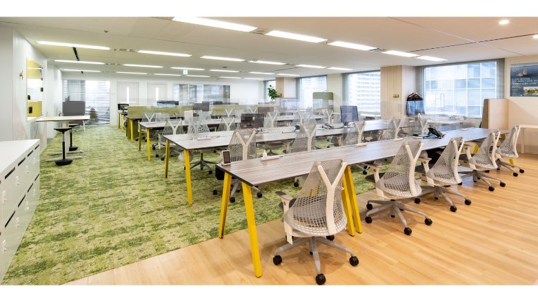 コスモエコパワー株式会社の執務スペース3